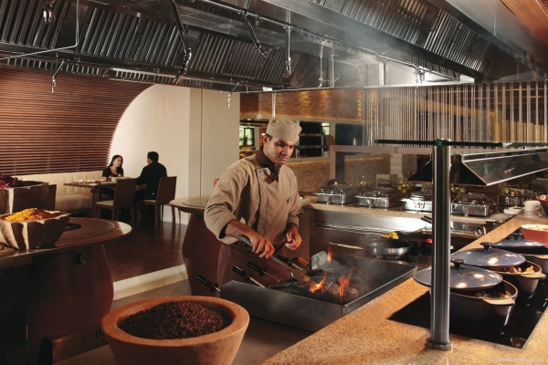 Hotel Al Ain Rotana